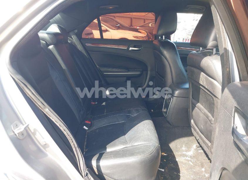 Photo 8 of 2013 Chrysler 300 MOTOWN (VIN 2C3CCAAG3DH572272)