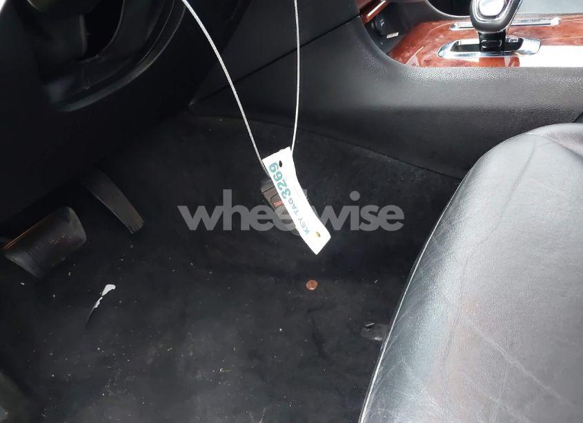 Photo 11 of 2013 Chrysler 300 MOTOWN (VIN 2C3CCAAG3DH626914)