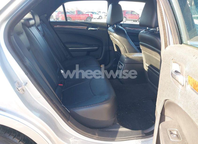 Photo 8 of 2013 Chrysler 300 MOTOWN (VIN 2C3CCAAG3DH703538)