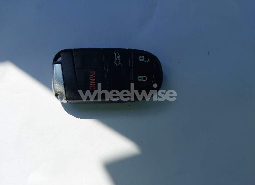 Photo 11 of 2014 Chrysler 300 (VIN 2C3CCAAG3EH132568)