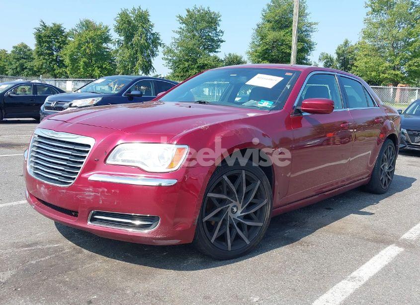 Photo 2 of 2014 Chrysler 300 (VIN 2C3CCAAG3EH132568)