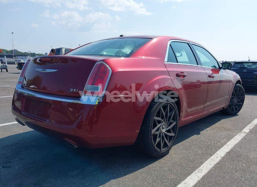 Photo 4 of 2014 Chrysler 300 (VIN 2C3CCAAG3EH132568)