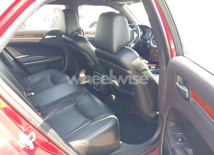 Photo 8 of 2014 Chrysler 300 (VIN 2C3CCAAG3EH132568)