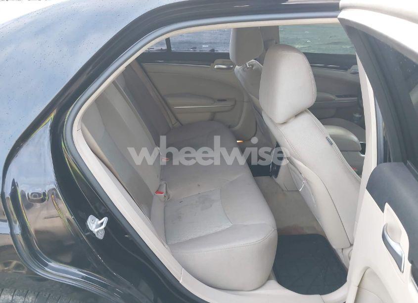 Photo 8 of 2014 Chrysler 300 (VIN 2C3CCAAG3EH156689)