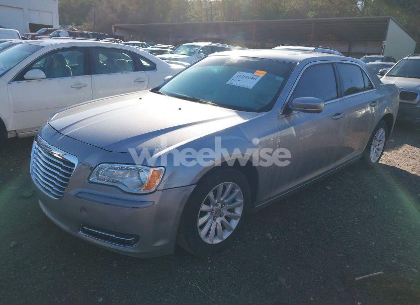 Photo 2 of 2014 Chrysler 300 (VIN 2C3CCAAG3EH365186)