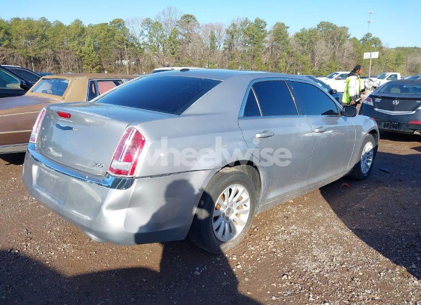 Photo 4 of 2014 Chrysler 300 (VIN 2C3CCAAG3EH365186)