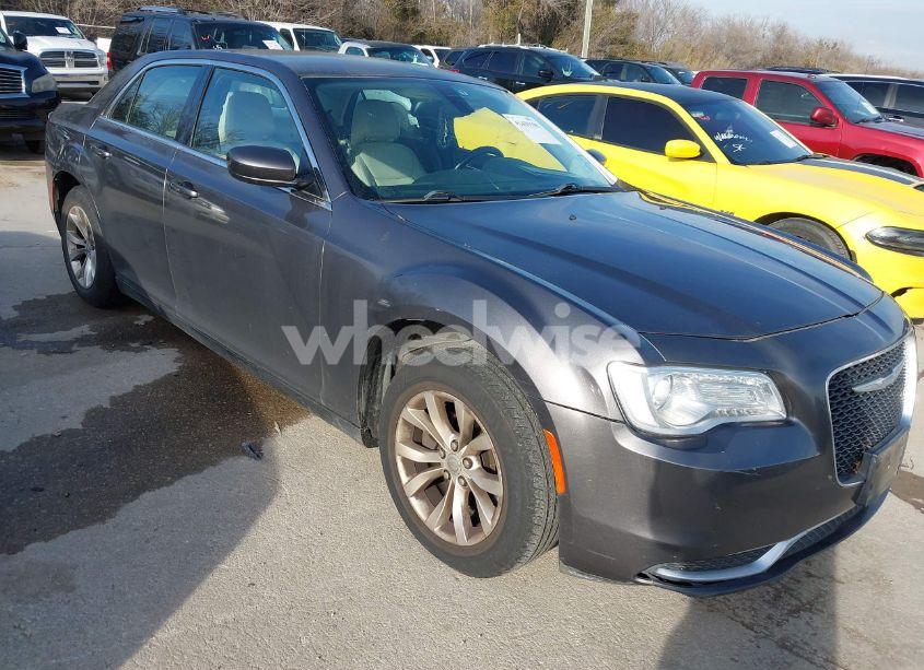 2015 Chrysler 300 LIMITED (VIN 2C3CCAAG3FH881775) main photo