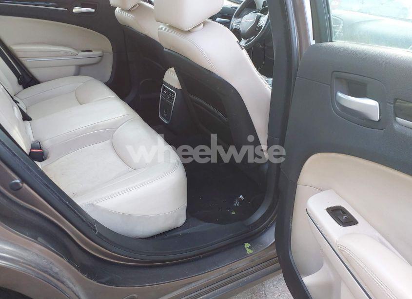 Photo 8 of 2015 Chrysler 300 LIMITED (VIN 2C3CCAAG3FH881775)