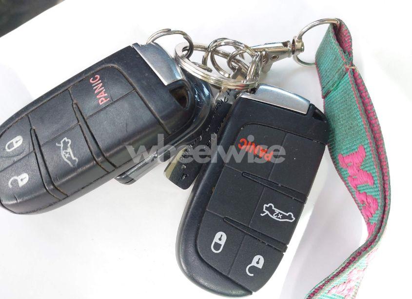 Photo 11 of 2015 Chrysler 300 LIMITED (VIN 2C3CCAAG3FH881999)