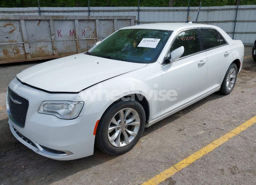Photo 2 of 2015 Chrysler 300 LIMITED (VIN 2C3CCAAG3FH881999)