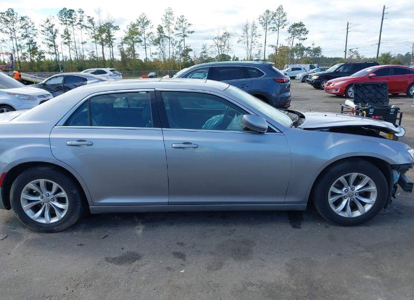 Photo 13 of 2015 Chrysler 300 LIMITED (VIN 2C3CCAAG3FH930201)