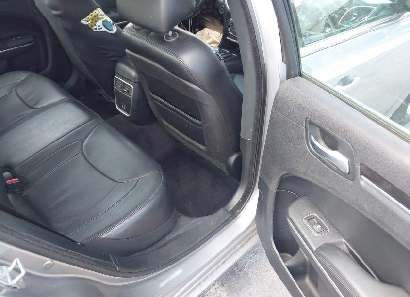 Photo 8 of 2015 Chrysler 300 LIMITED (VIN 2C3CCAAG3FH930201)