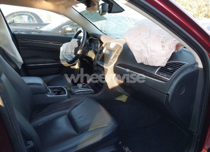 Photo 5 of 2016 Chrysler 300 LIMITED (VIN 2C3CCAAG3GH189484)