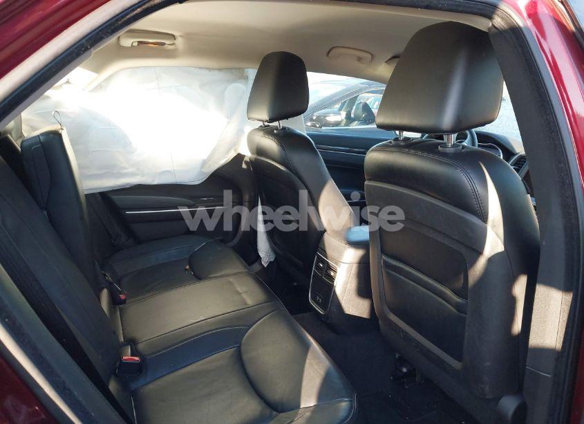 Photo 8 of 2016 Chrysler 300 LIMITED (VIN 2C3CCAAG3GH189484)