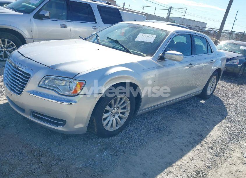 Photo 2 of 2012 Chrysler 300 (VIN 2C3CCAAG4CH117753)