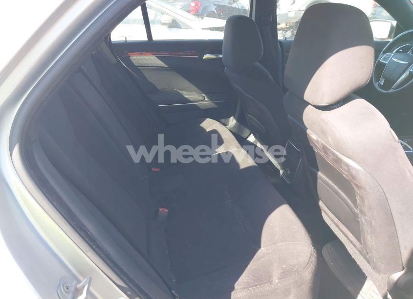 Photo 8 of 2012 Chrysler 300 (VIN 2C3CCAAG4CH117753)