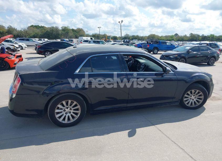 Photo 13 of 2012 Chrysler 300 (VIN 2C3CCAAG4CH173644)