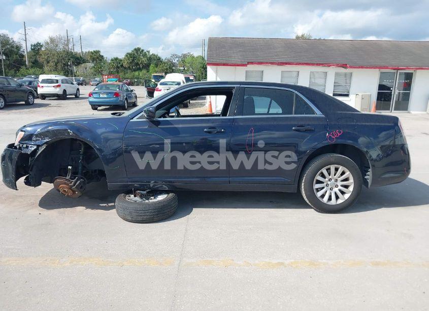 Photo 14 of 2012 Chrysler 300 (VIN 2C3CCAAG4CH173644)