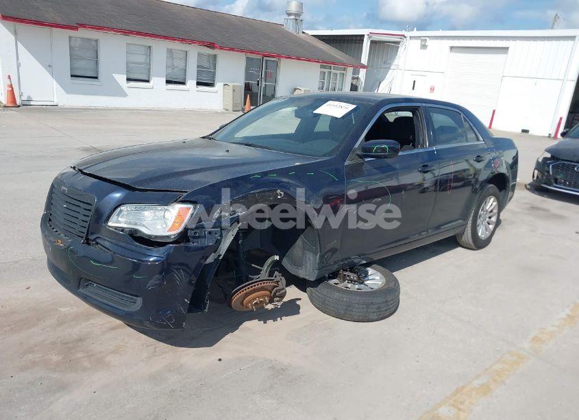Photo 2 of 2012 Chrysler 300 (VIN 2C3CCAAG4CH173644)