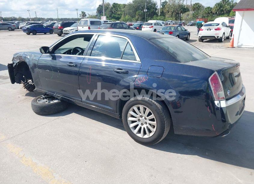 Photo 3 of 2012 Chrysler 300 (VIN 2C3CCAAG4CH173644)