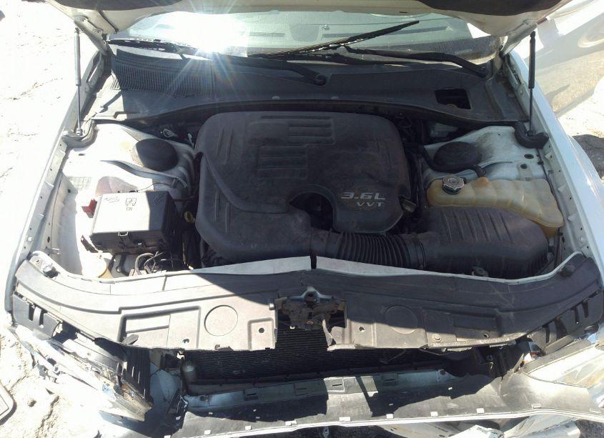 Photo 10 of 2012 Chrysler 300 (VIN 2C3CCAAG4CH273534)