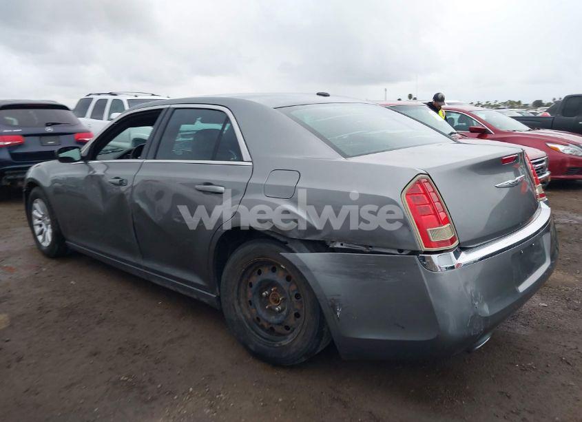 Photo 6 of 2012 Chrysler 300 (VIN 2C3CCAAG4CH313613)