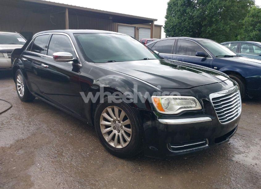2013 Chrysler 300 MOTOWN (VIN 2C3CCAAG4DH557991) main photo