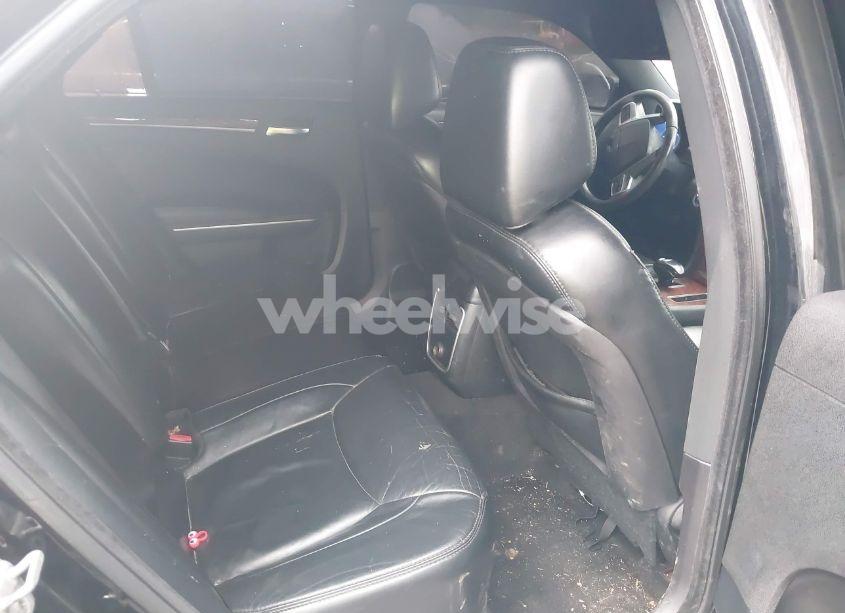 Photo 8 of 2013 Chrysler 300 MOTOWN (VIN 2C3CCAAG4DH557991)