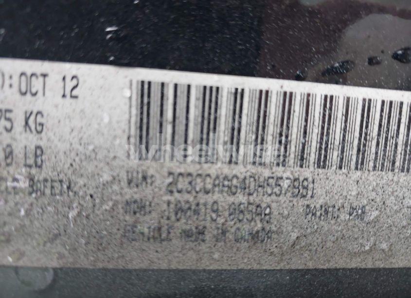 Photo 9 of 2013 Chrysler 300 MOTOWN (VIN 2C3CCAAG4DH557991)