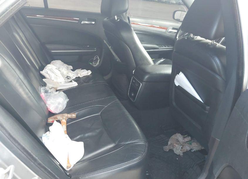 Photo 8 of 2013 Chrysler 300 MOTOWN (VIN 2C3CCAAG4DH572376)