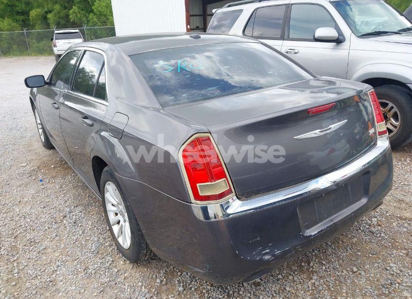 Photo 3 of 2013 Chrysler 300 MOTOWN (VIN 2C3CCAAG4DH588190)