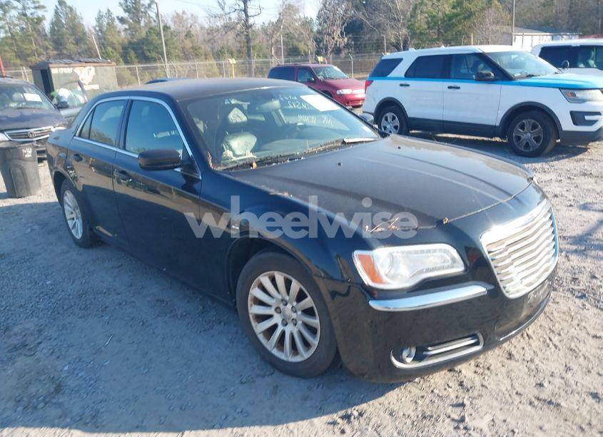 2013 Chrysler 300 MOTOWN (VIN 2C3CCAAG4DH632138) main photo