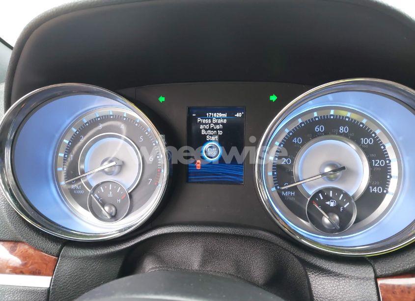 Photo 7 of 2014 Chrysler 300 (VIN 2C3CCAAG4EH288571)