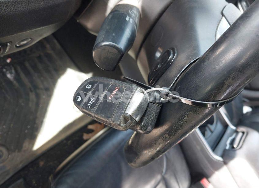 Photo 11 of 2014 Chrysler 300 (VIN 2C3CCAAG4EH289171)