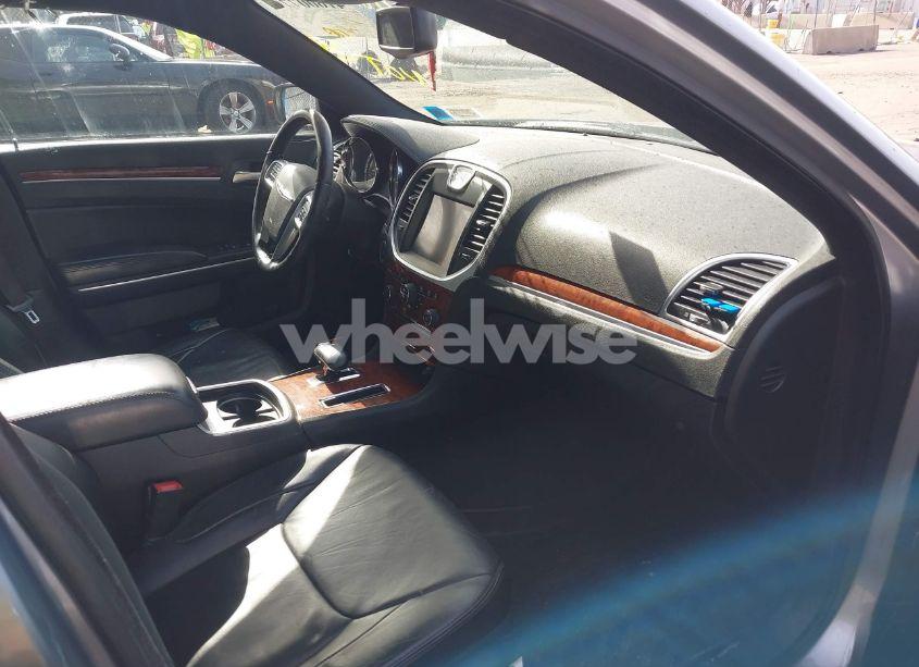 Photo 5 of 2014 Chrysler 300 (VIN 2C3CCAAG4EH289171)