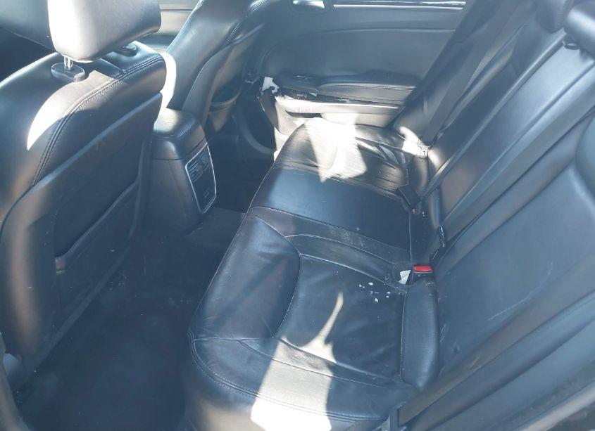 Photo 8 of 2015 Chrysler 300 LIMITED (VIN 2C3CCAAG4FH818149)