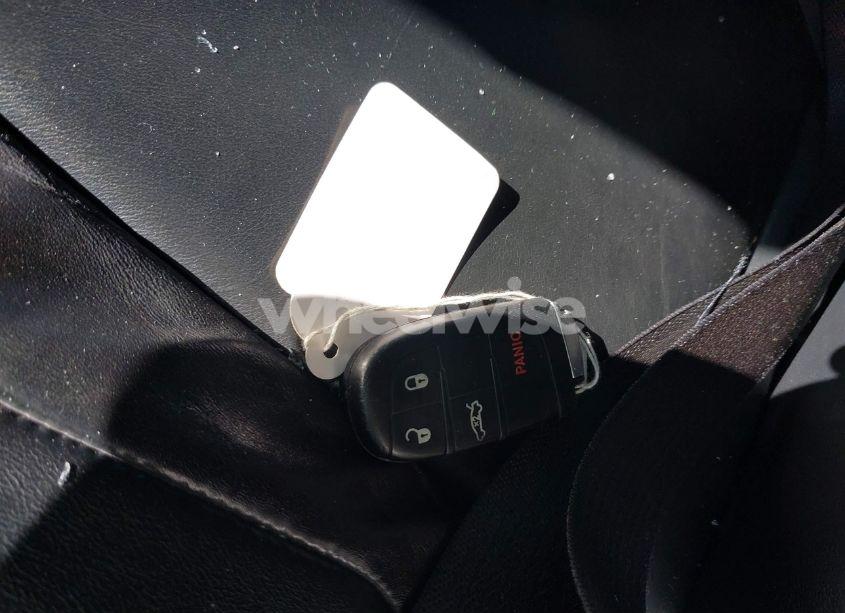 Photo 11 of 2015 Chrysler 300 LIMITED (VIN 2C3CCAAG4FH830513)