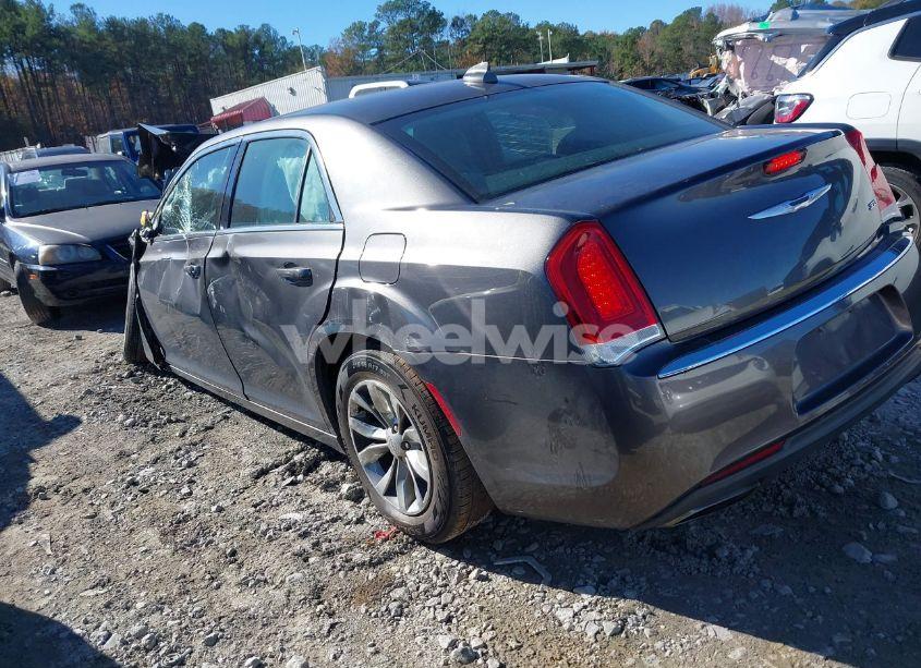 Photo 3 of 2015 Chrysler 300 LIMITED (VIN 2C3CCAAG4FH830513)