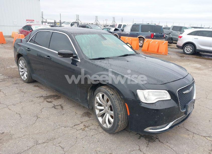 2015 Chrysler 300 LIMITED (VIN 2C3CCAAG4FH853922) main photo