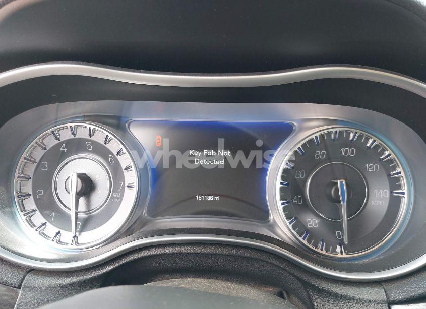 Photo 7 of 2015 Chrysler 300 LIMITED (VIN 2C3CCAAG4FH853922)