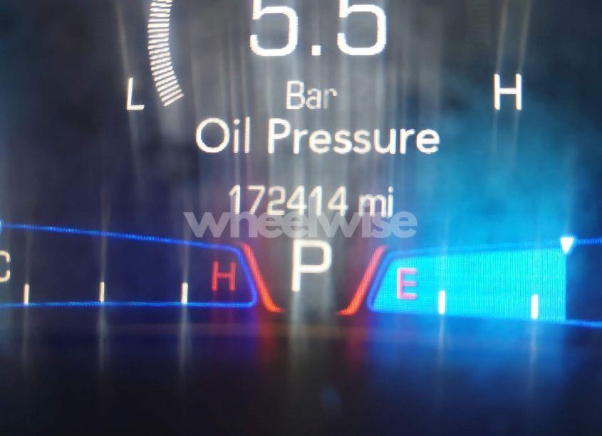 Photo 15 of 2015 Chrysler 300 LIMITED (VIN 2C3CCAAG4FH904240)