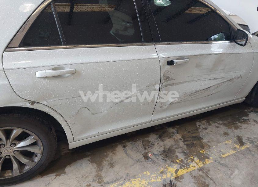 Photo 6 of 2015 Chrysler 300 LIMITED (VIN 2C3CCAAG4FH904240)