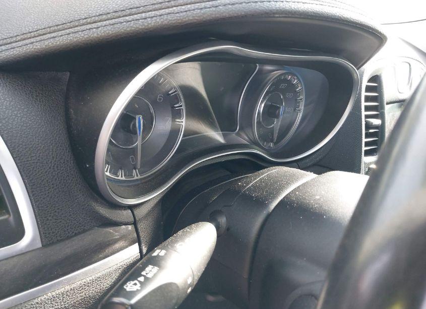 Photo 14 of 2019 Chrysler 300 TOURING (VIN 2C3CCAAG4KH601680)