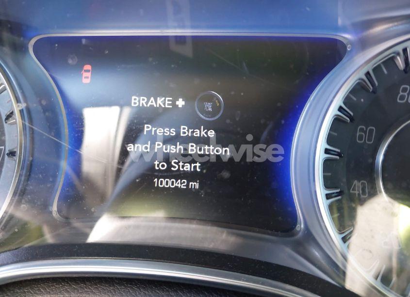 Photo 7 of 2020 Chrysler 300 TOURING (VIN 2C3CCAAG4LH171988)