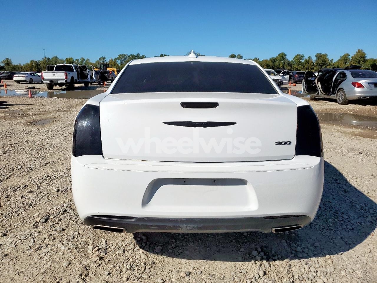 Photo 6 of 2023 CHRYSLER 300 TOURING (VIN 2C3CCAAG4PH678864)