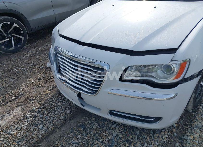 Photo 6 of 2012 Chrysler 300 (VIN 2C3CCAAG5CH104784)