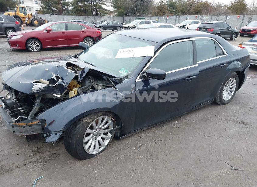 Photo 2 of 2012 Chrysler 300 (VIN 2C3CCAAG5CH117843)