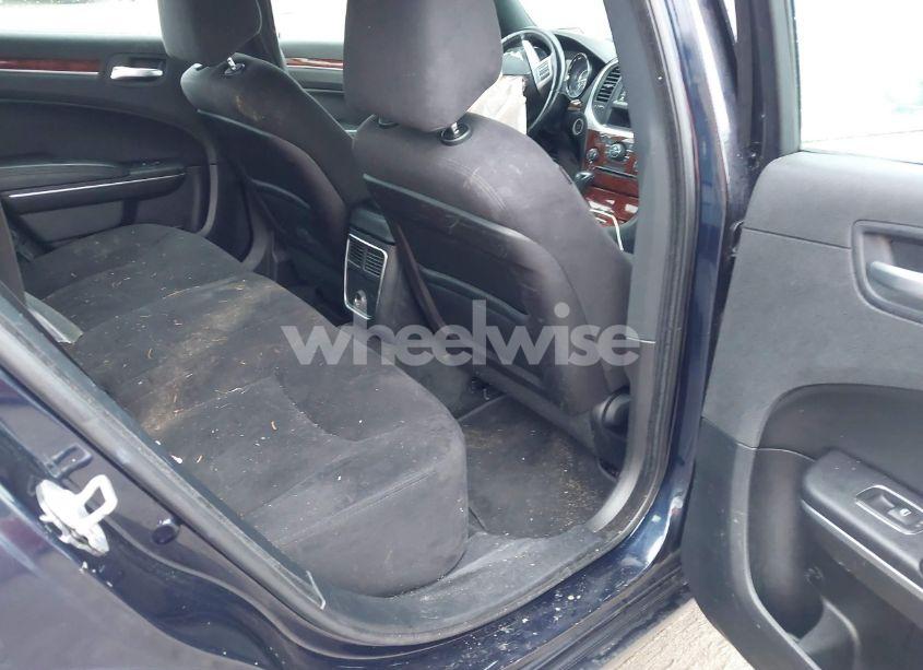 Photo 8 of 2012 Chrysler 300 (VIN 2C3CCAAG5CH117843)