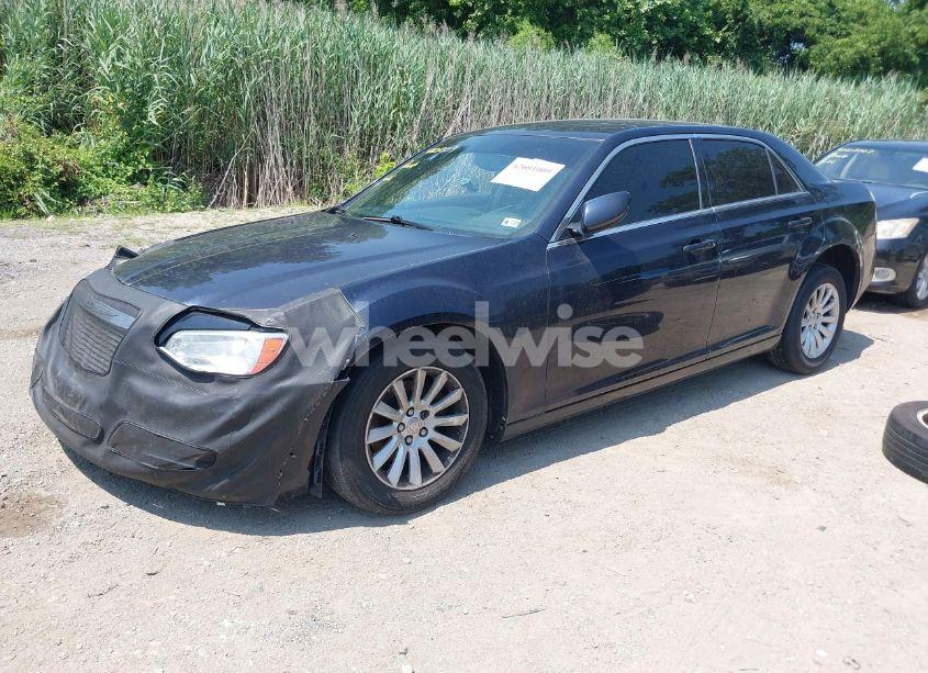 Photo 2 of 2012 Chrysler 300 (VIN 2C3CCAAG5CH165360)
