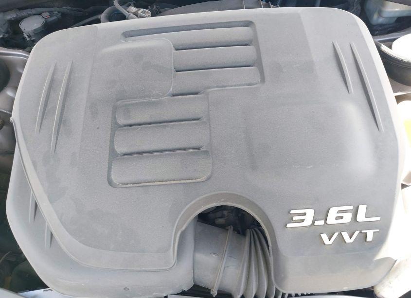 Photo 10 of 2013 Chrysler 300 MOTOWN (VIN 2C3CCAAG5DH561208)